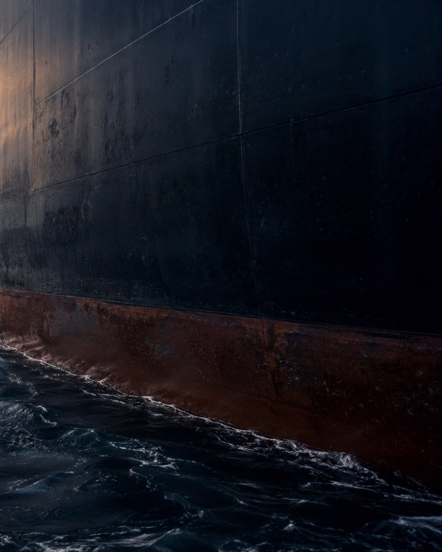 Ship's hull plating and boot topping at the waterline